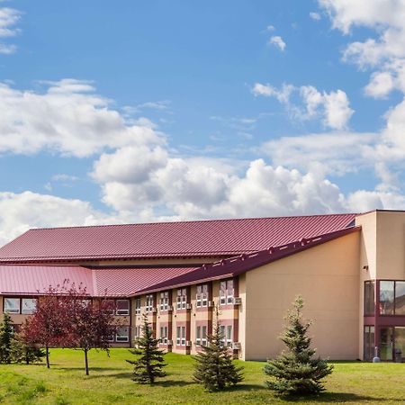 Super 8 By Wyndham Sherwood Park/Edmonton Area Bagian luar foto