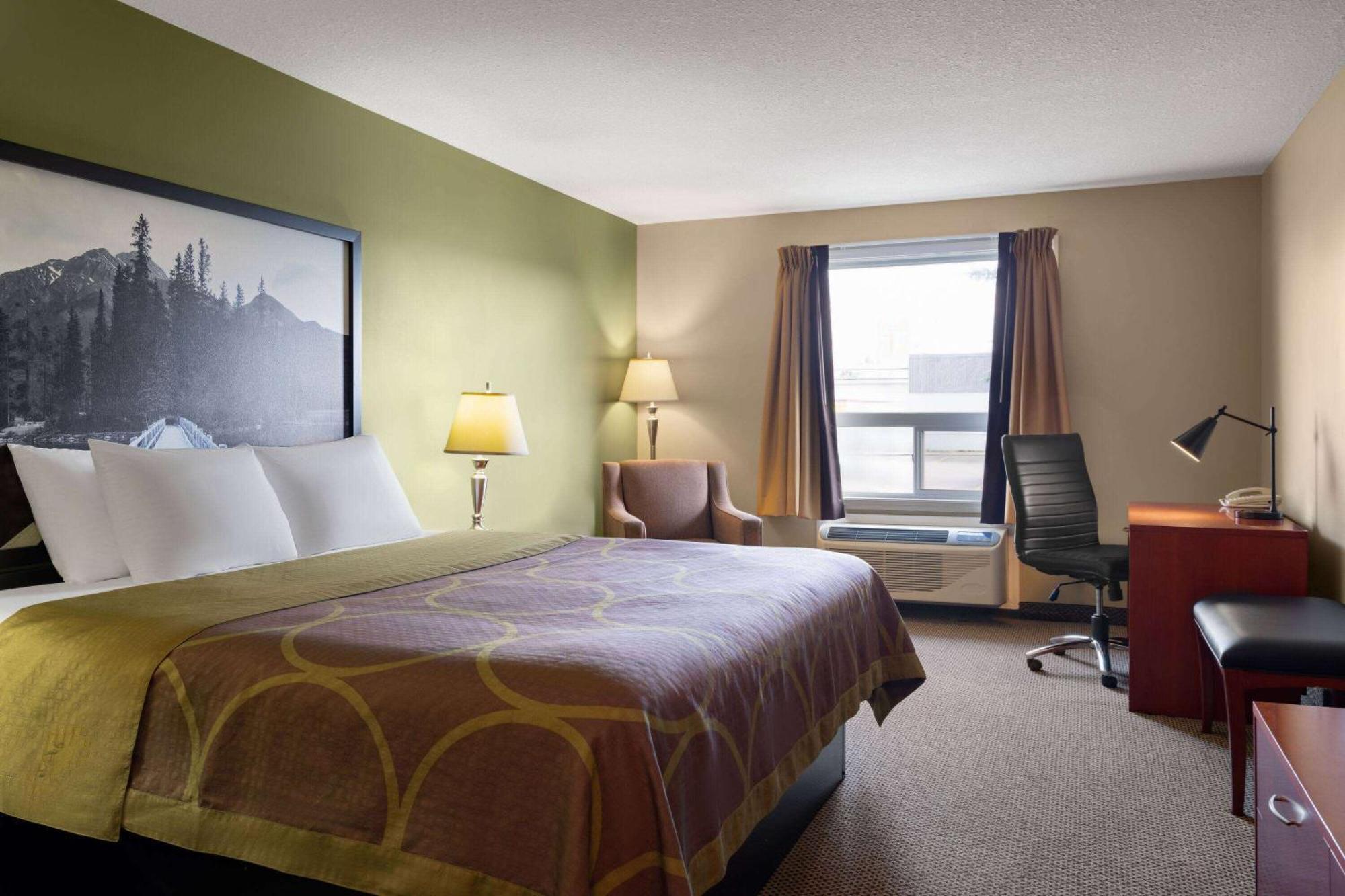 Super 8 By Wyndham Sherwood Park/Edmonton Area Bagian luar foto