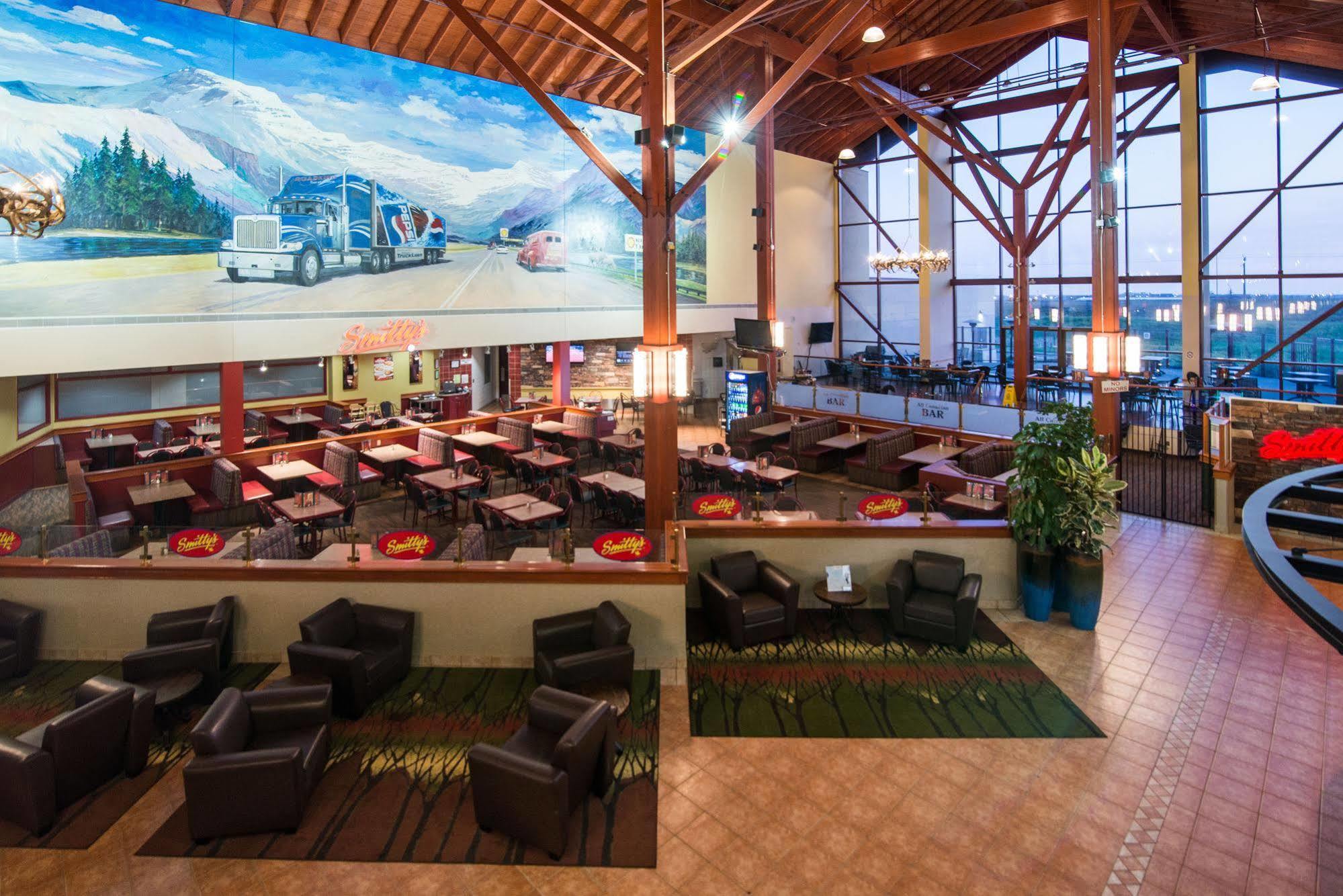 Super 8 By Wyndham Sherwood Park/Edmonton Area Bagian luar foto